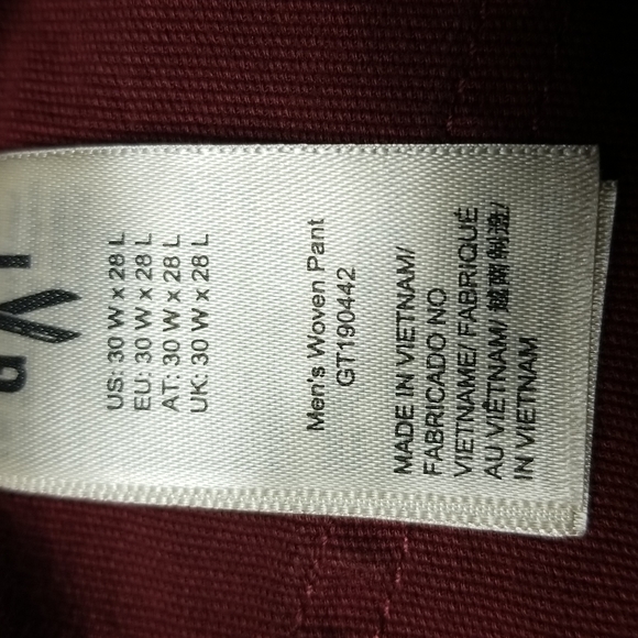 Good Threads  Athletic size 30W X 28L - Picture 11 of 11